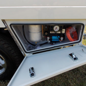 GALLERY > Ute Drop Side Trays | Land Cruiser Dual Cab Ute Trays - Metalink